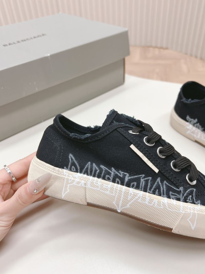 Balenciaga Low Shoes